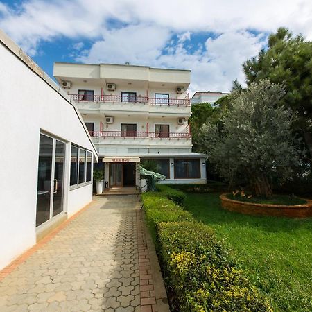 Expert Hotel Golem  Esterno foto